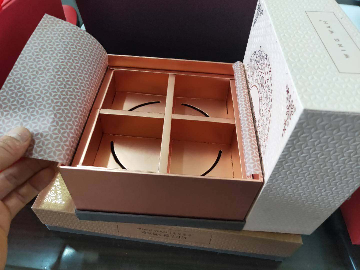 Mooncake box, world box, hardcover box folding inner box